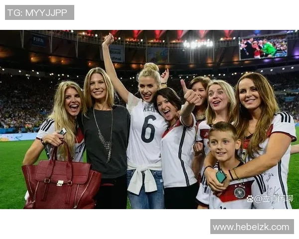 德国足球明星太太团揭秘背后的故事与生活点滴